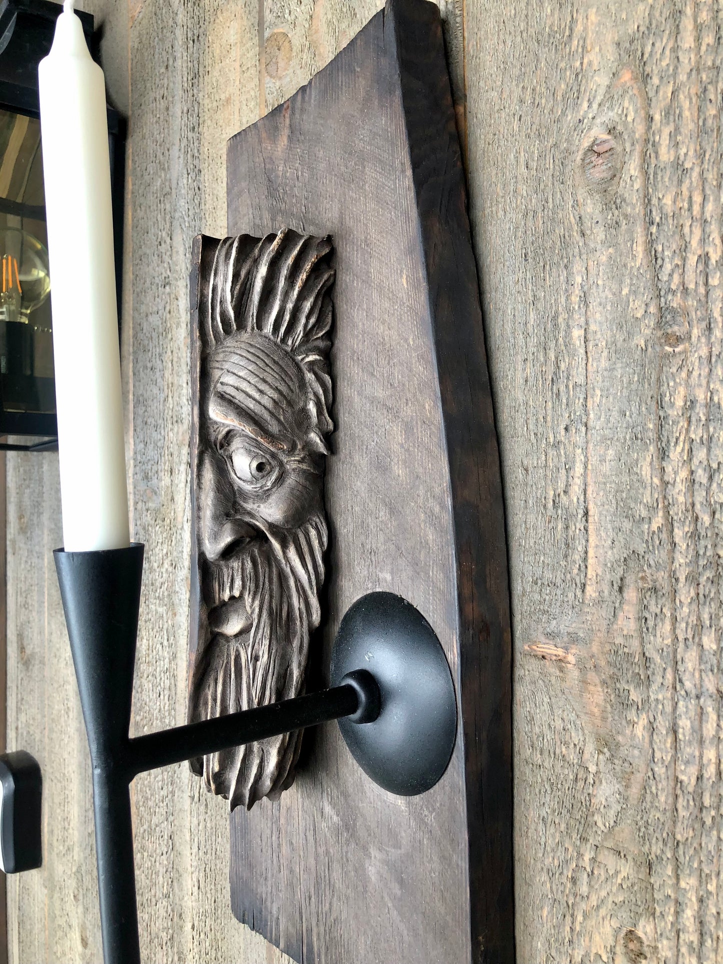 Fritjof - Håndlaget veggdekor med smijerns lysholder 