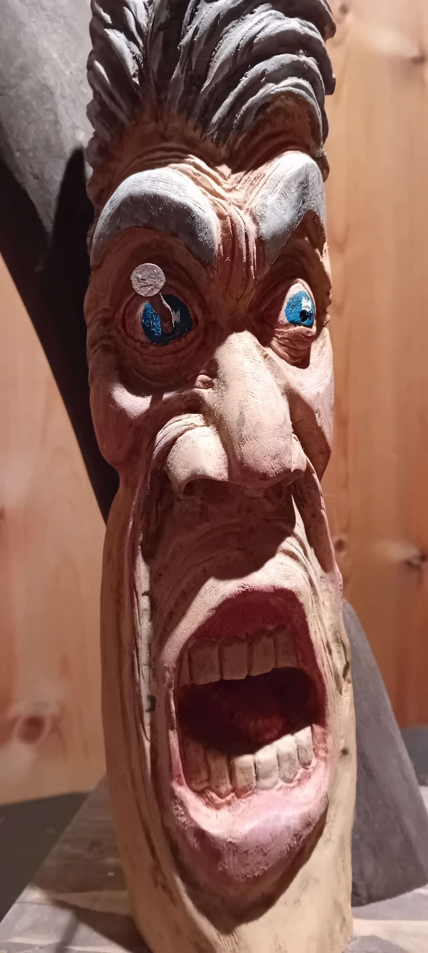 Uheldige Njord: Vinstativ