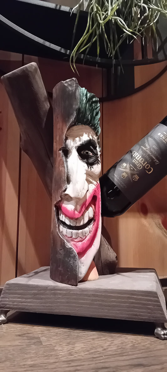 Vinstatil med utskjæring av The Joker