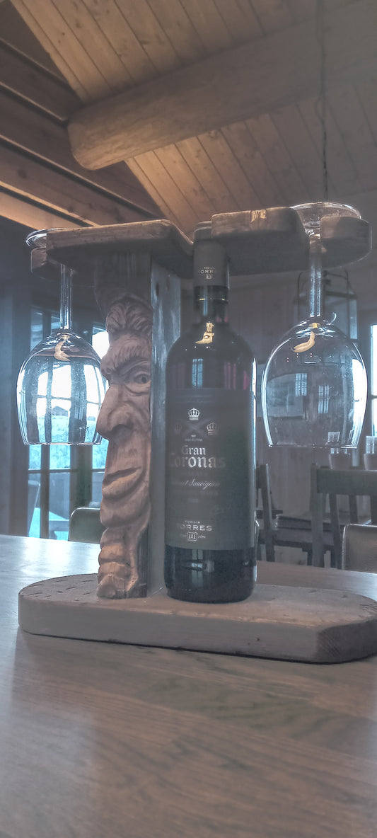 Roar "The Butler" Vin caddy