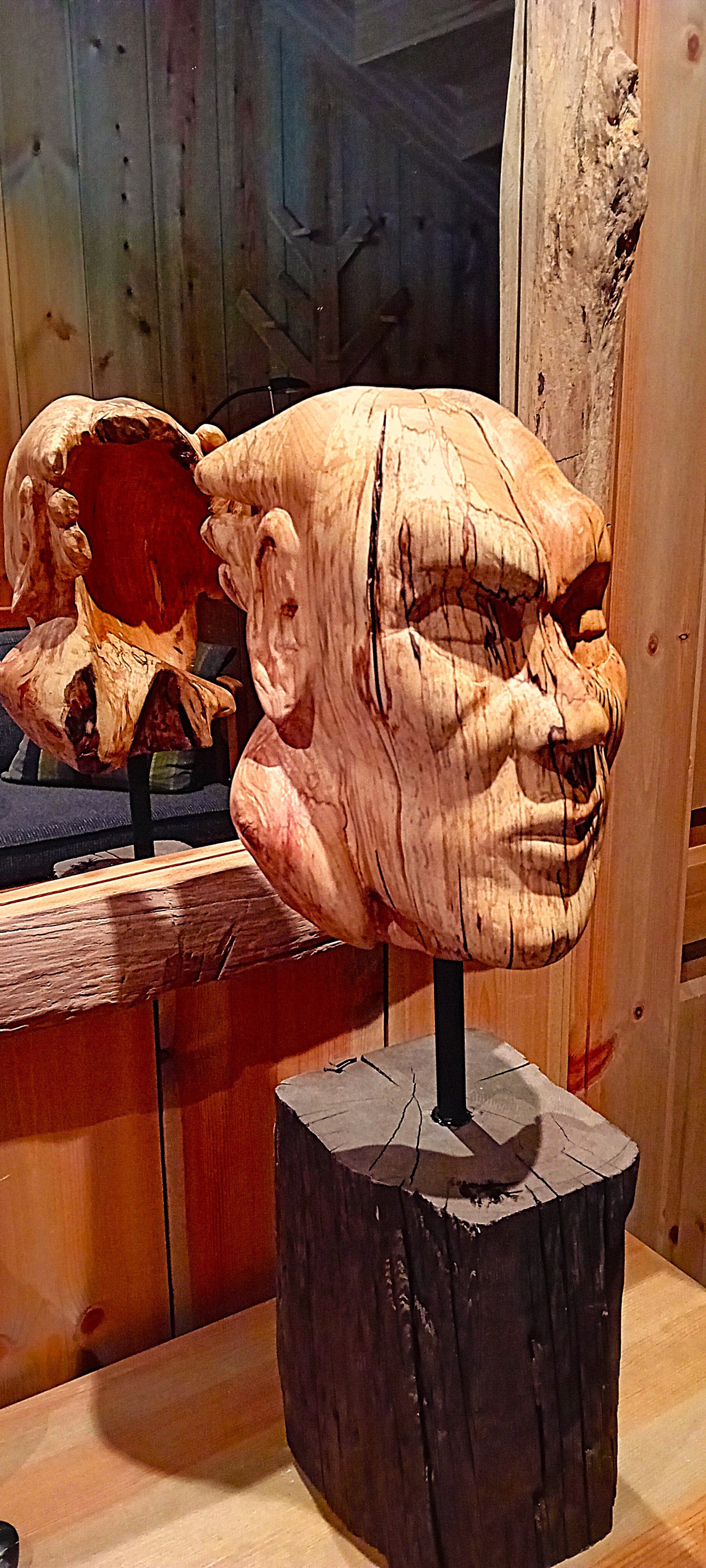 Søvnheimspeil - Skulptur av bjørkeknute