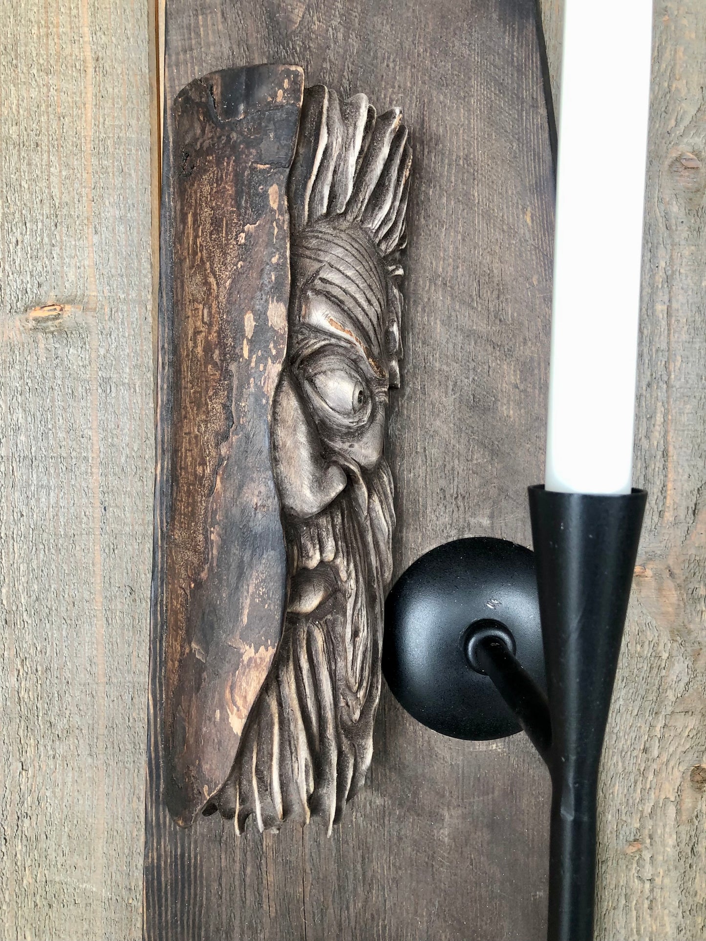 Fritjof - Håndlaget veggdekor med smijerns lysholder 