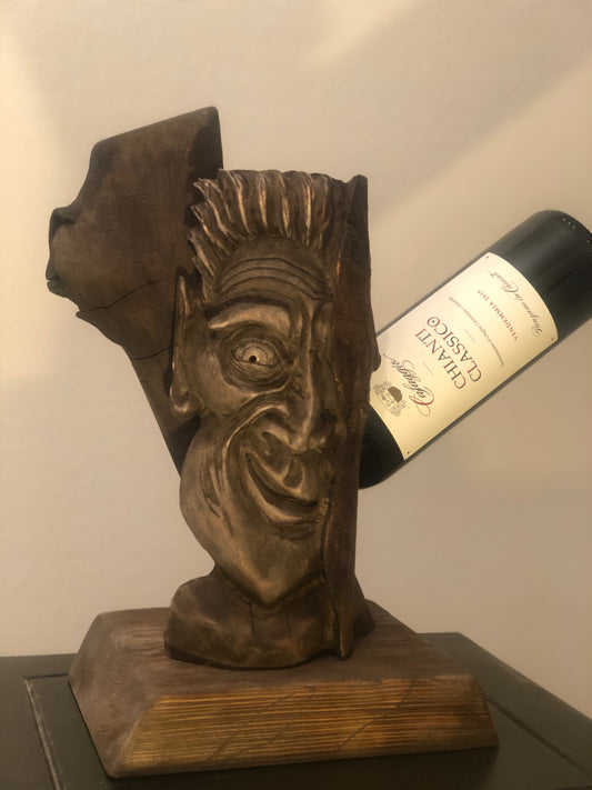 Eivindur - Håndskåret vinstativ av Bjørk og Lønn 