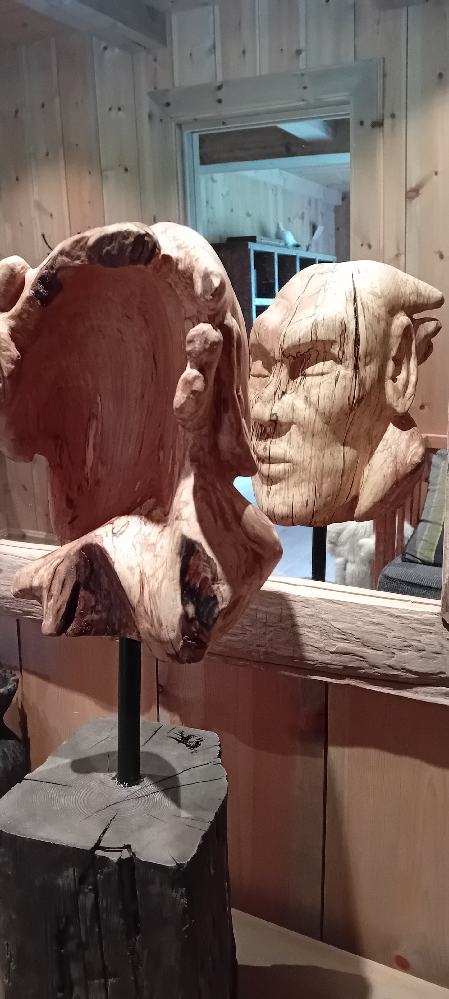 Søvnheimspeil - Skulptur av bjørkeknute