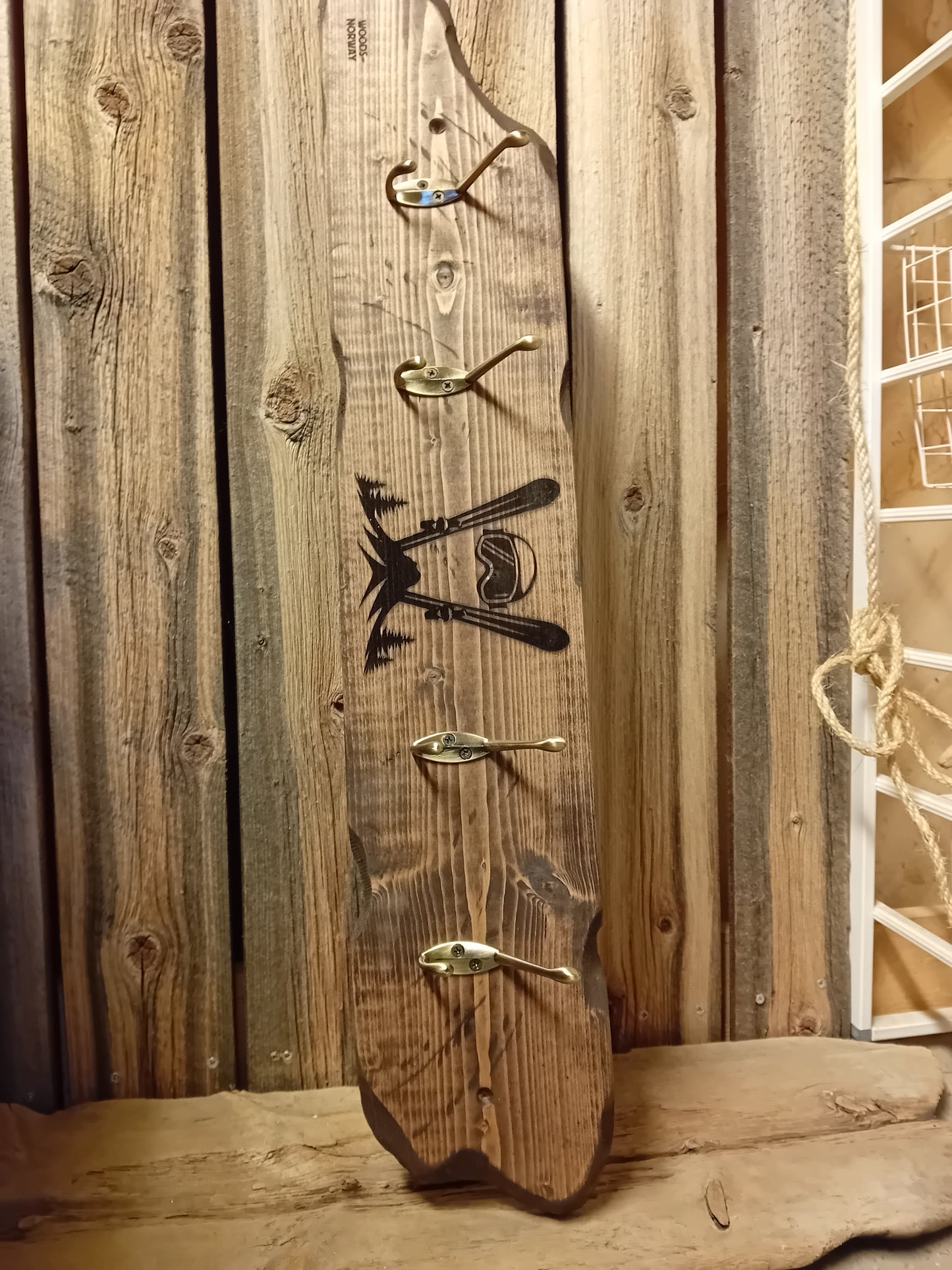 Krokrekke med ski motiv