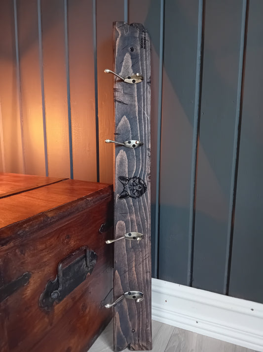 Krokrekke med motiv av rev